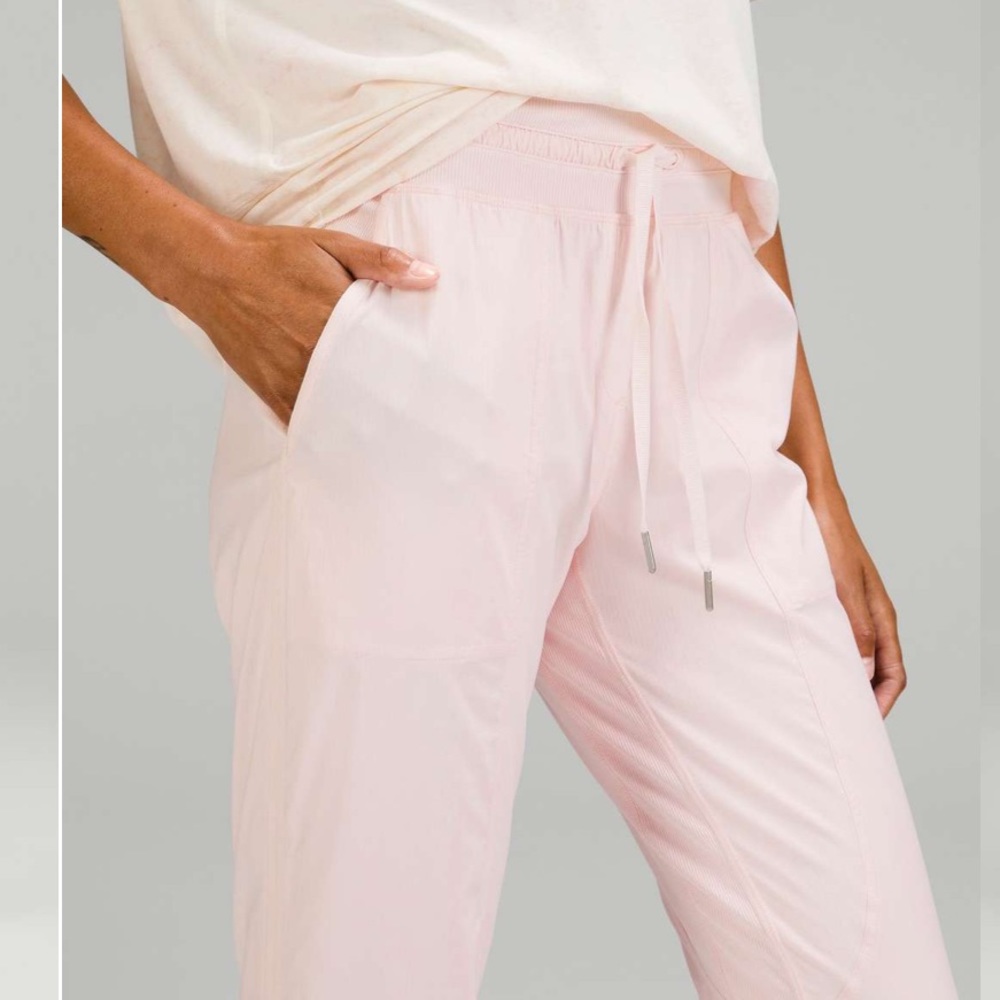 Lululemon Dance Studio Cropped Jogger Strawberry Milkshake color